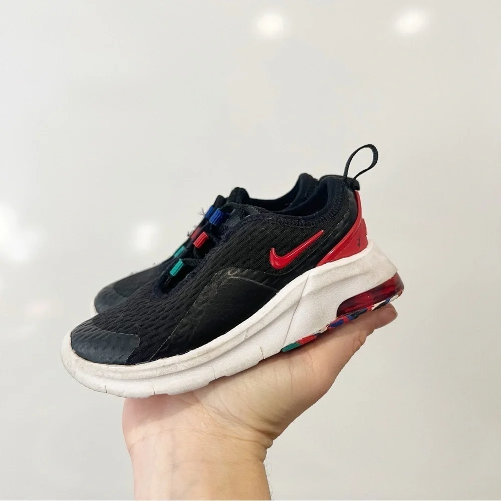 Nike Toddler Air Max Motion Sneakers
